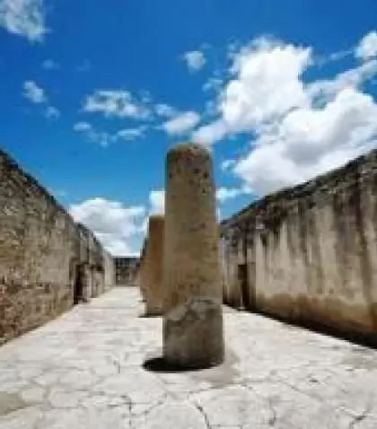 Mitla-centro-mistico-zapot