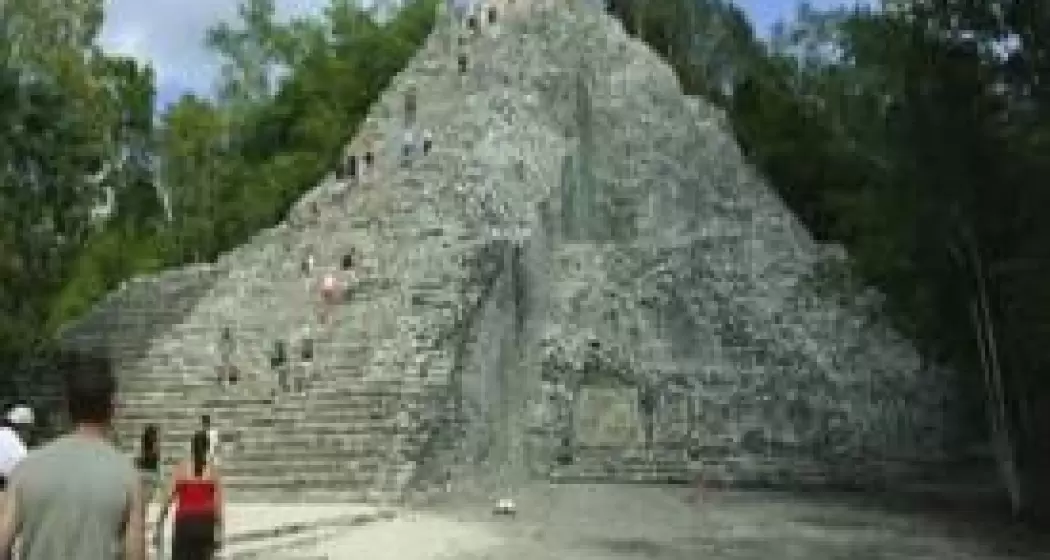 Piramide-Nohoch-Mul-Coba