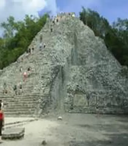 Piramide-Nohoch-Mul-Coba