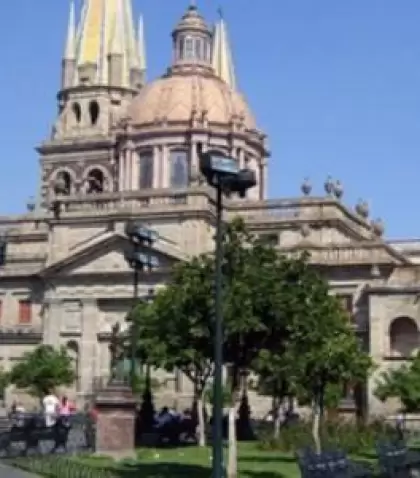 Plaza-de-Armas-Guadalajara