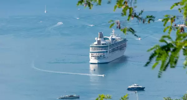 Planificar con tiempo y elegir bien puede ayudarte a ahorrar en tu crucero sin resignar calidad.