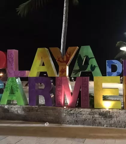Cartel tipico de Playa del Carmen