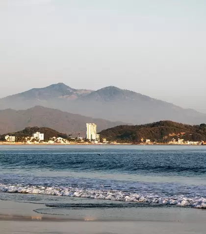 Manzanillo es una playa peque�a y tranquila, muy visitada por locales.
