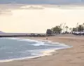 Las playas accesibles desde la ciudad son uno de los grandes atractivos del destino.