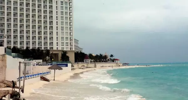 Playa Caracol ofrece accesos f�ciles y un ambiente relajado.