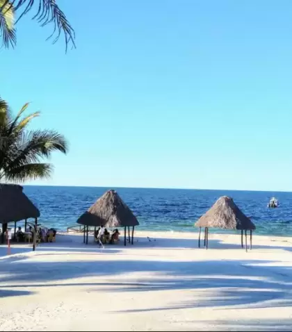 Playa Bonita ofrece amplitud y un ambiente m�s tranquilo frente al Mar de Cort�s