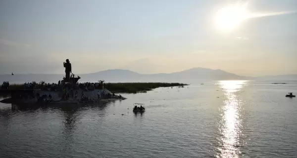 El Lago de Chapala es el cuerpo de agua natural m�s grande de M�xico.