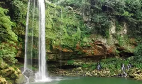 Misol-Ha es una de las cascadas m�s conocidas del norte de Chiapas.
