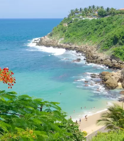 Cuatro d�as en Puerto Escondido: atardeceres en Playa Zicatela y pura calma frente al Pac�fico de Oaxaca.