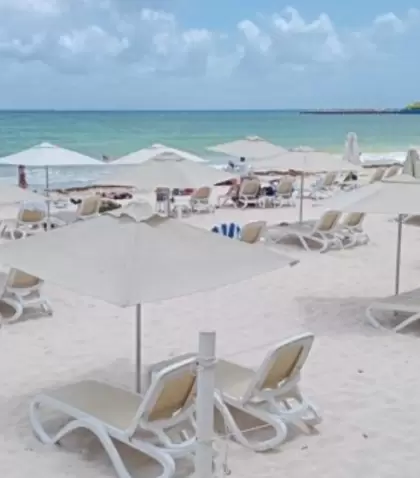Playa Mamitas es una de las playas m�s c�ntricas y activas del destino.