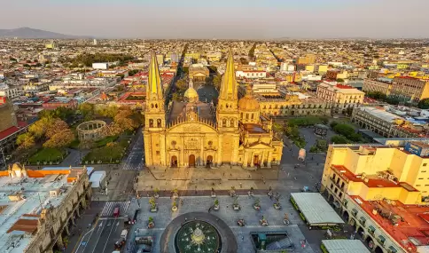 Guadalajara combina tradici�n cultural y vida urbana activa.