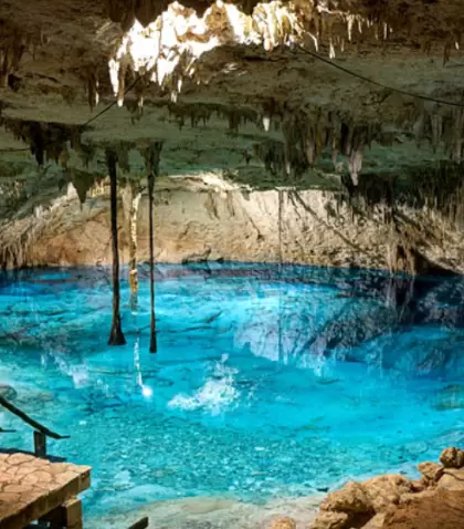 Nadar en un cenote es una de las experiencias m�s memorables de la regi�n.