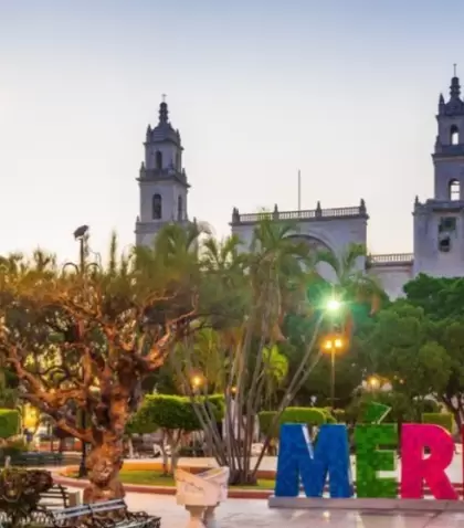 Qu� hacer en M�rida en el centro hist�rico con la Catedral y Plaza Grande.