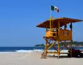 Destinos del Pac�fico mexicano con playa y oleaje al atardecer.