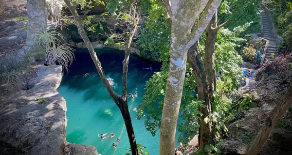 Cenote Zac�: un oasis fresco para escapar del calor en cualquier momento.