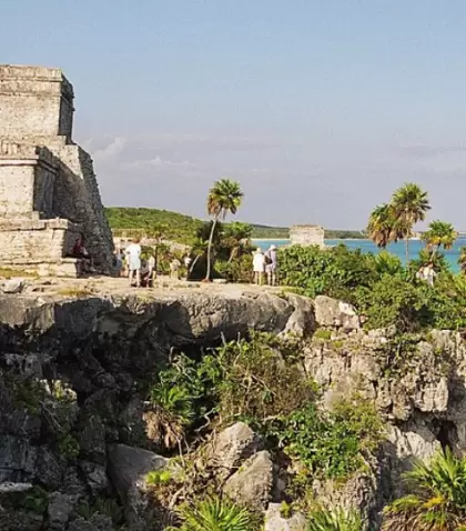 Ruinas de Tulum frente al mar Caribe, una de las paradas imperdibles en un itinerario de 3 d�as por Tulum.