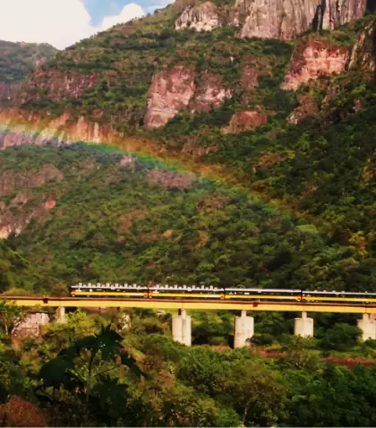 Barrancas del Cobre: un paisaje de ca�ones y monta�as que quitan el aliento.