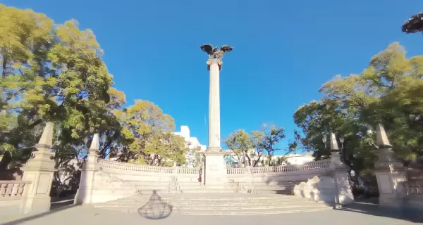 El centro hist�rico y la catedral de Aguascalientes muestran el encanto del Baj�o.