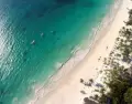Tulum muestra dos formas de vivir el viaje: en pareja o con amigos, el destino se transforma seg�n la compa��a.