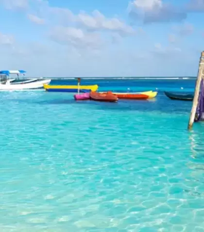 Mahahual, donde el mar turquesa invita a desconectarse.