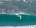 Zicatela, en Puerto Escondido, desaf�a a los surfistas con olas imponentes que hacen del Pac�fico un escenario extremo e inolvidable.