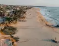 En Puerto Escondido, un atardecer que no se mira, se vive.