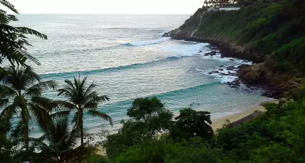 En Puerto Escondido, playas tranquilas y un ambiente relajado sostienen la percepci�n de un destino activo y frecuentado en la costa de Oaxaca.