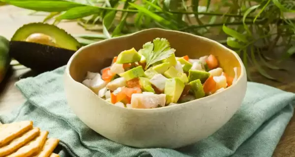 En Tulum, el ceviche y otros platos locales conviven con propuestas contempor�neas que reflejan la evoluci�n de su escena gastron�mica.