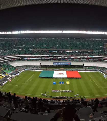 En Estadio Azteca, vivir un partido de Selecci�n de M�xico permite sumarse a una de las experiencias m�s intensas del pa�s.