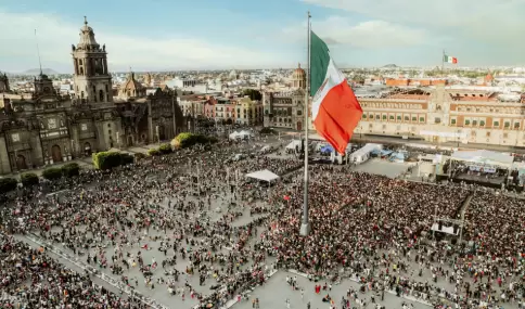 En M�xico, las plazas se llenan de gente durante la Copa Mundial de la FIFA 2026, donde cada partido se vive como una celebraci�n colectiva.
