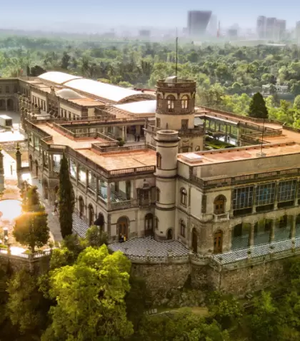 Chapultepec combina naturaleza, historia y cultura en uno de los espacios verdes m�s emblem�ticos de M�xico.
