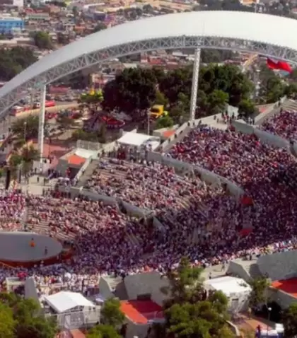 El Auditorio del Cerro del Fort�n es el escenario principal de una de las celebraciones culturales m�s emblem�ticas de Oaxaca.