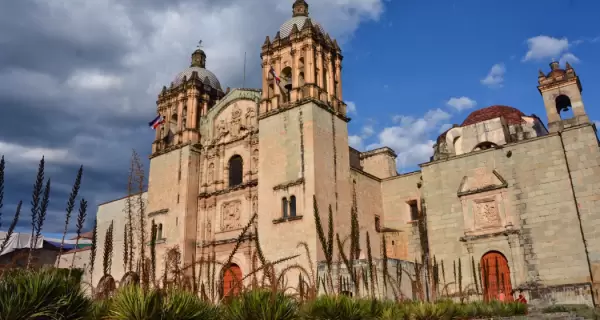 La Feria del Mezcal re�ne tradici�n, gastronom�a y productores locales en una de las celebraciones m�s esperadas de Oaxaca.
